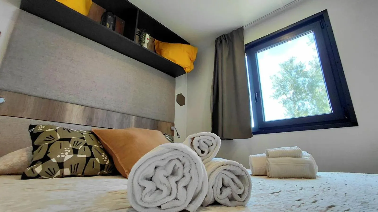 Glamping Tuscany - Podere Cortesi Santa Luce 0*,  Italia